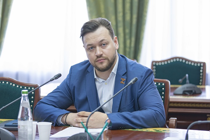 IIBR8355 2.jpg